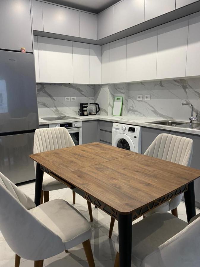 Bmb Apartament Durres Luaran gambar